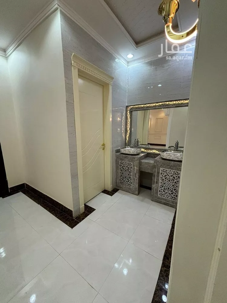 فيلا للإيجار في شارع عمر بن علي الجعدي, حي طويق, مدينة الرياض, منطقة الرياض صورة 3