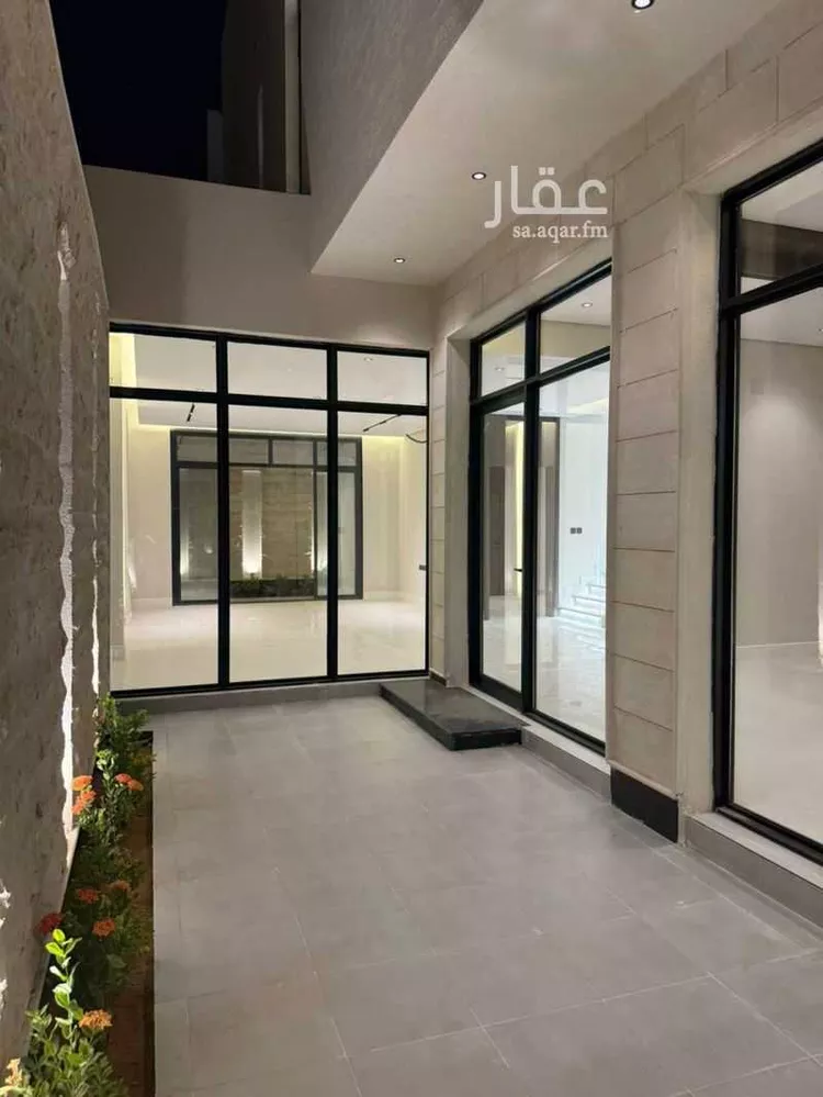 فيلا للبيع في شارع نصيب بن رباح, حي الفاروق, مدينة الرياض, منطقة الرياض صورة 2