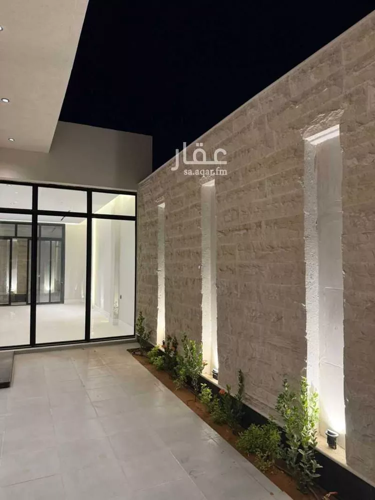 فيلا للبيع في شارع نصيب بن رباح, حي الفاروق, مدينة الرياض, منطقة الرياض صورة 2