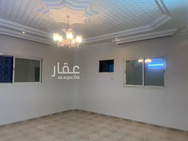 شقة للإيجار في شارع عبدالعزيز ابن سليم, حي القيم الأعلى, مدينة الطائف, منطقة مكة المكرمة صورة 3