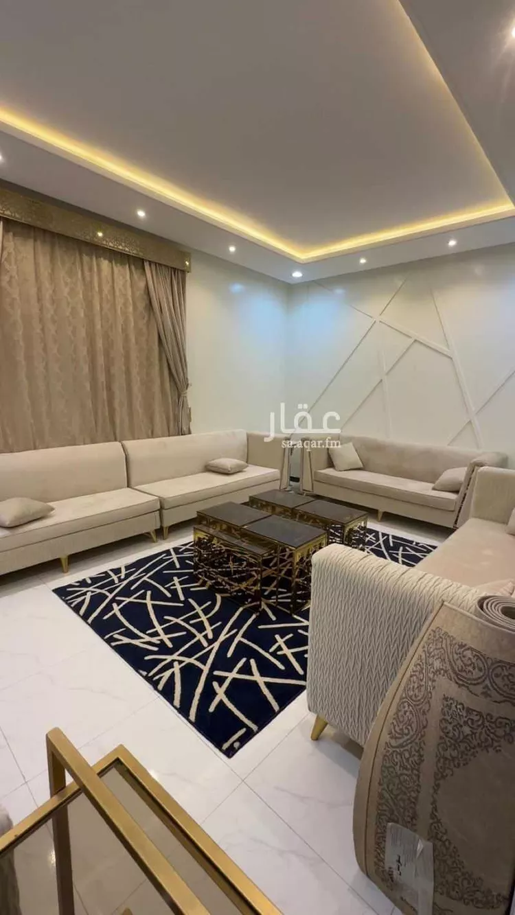 فيلا للبيع في شارع عتيك بن قيس, حي طيبة, مدينة الرياض, منطقة الرياض صورة 3