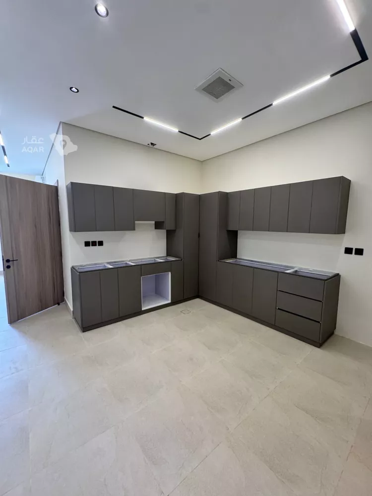Floor for Rent in Riyadh Ar Rabie 6
