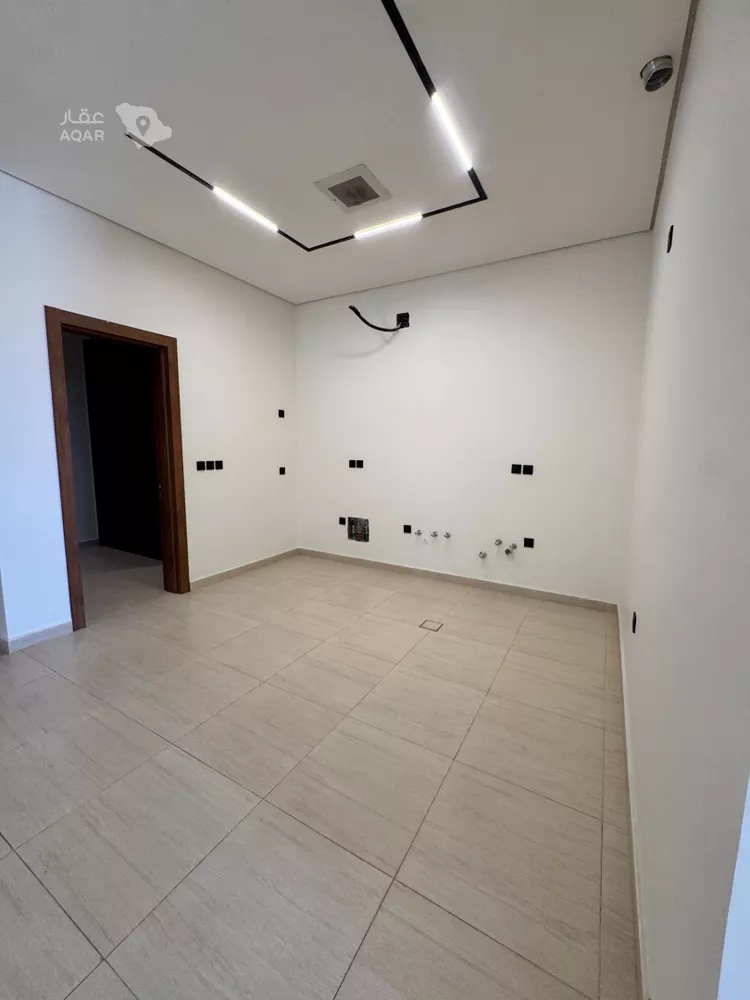 Floor for Rent in Riyadh Ar Rabie 7