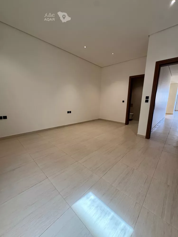 Floor for Rent in Riyadh Ar Rabie 9