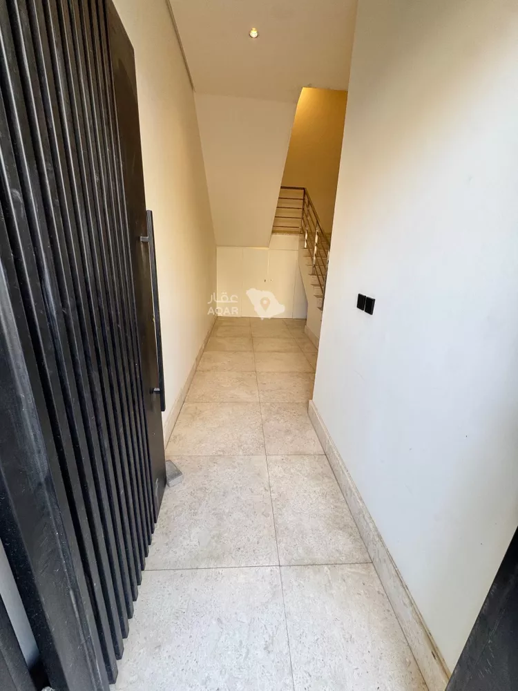 Floor for Rent in Riyadh Ar Rabie 2