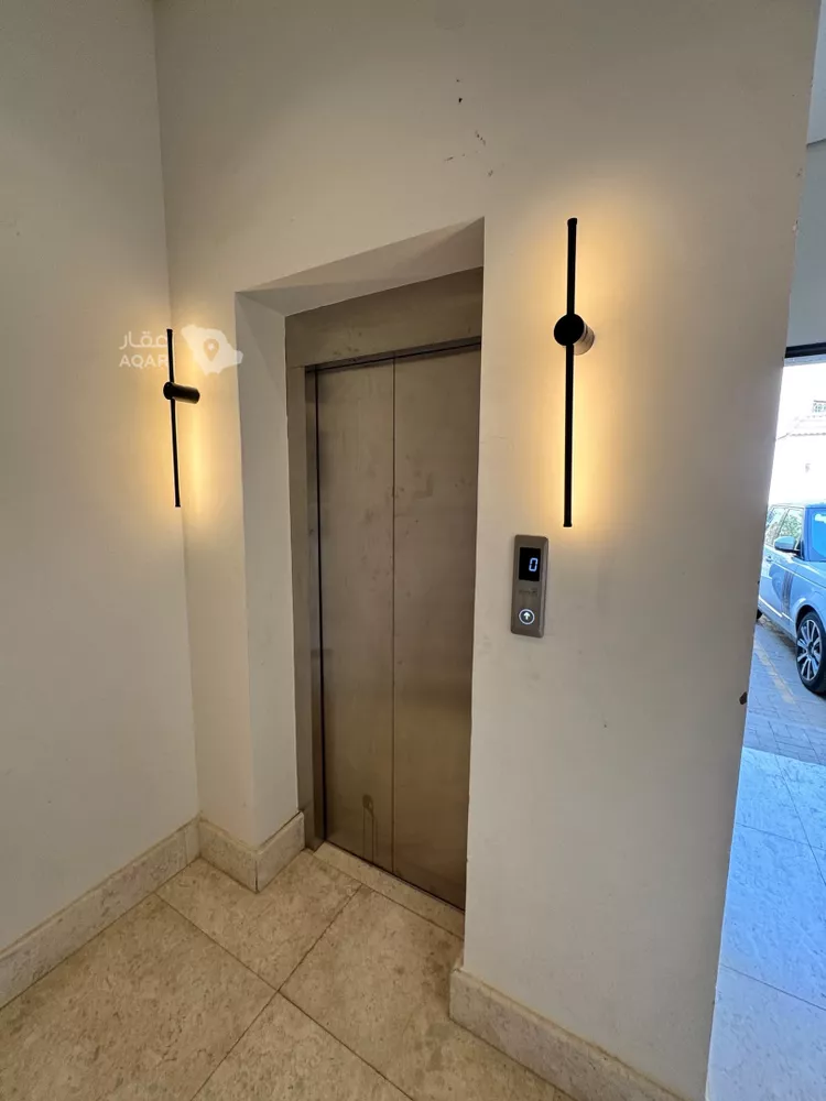 Floor for Rent in Riyadh Ar Rabie 3
