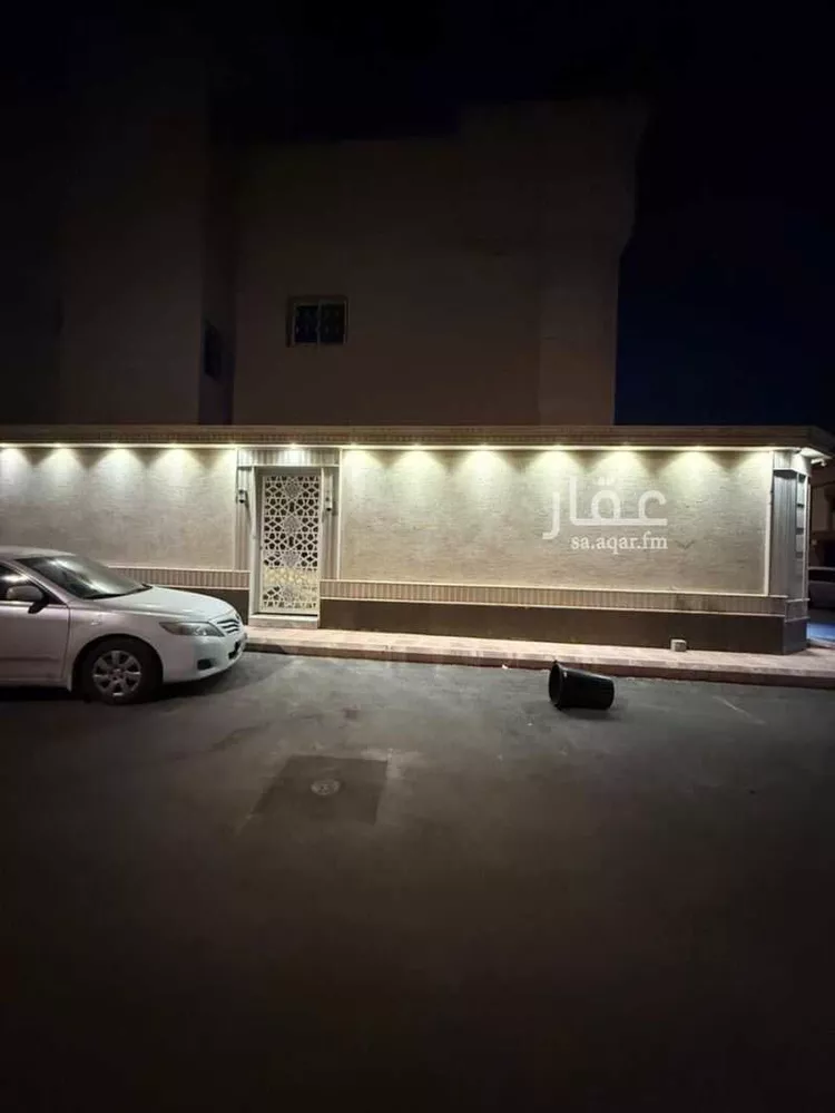 فيلا للبيع في شارع ابن الحكيم, حي العريجاء الغربي, مدينة الرياض, منطقة الرياض صورة 2