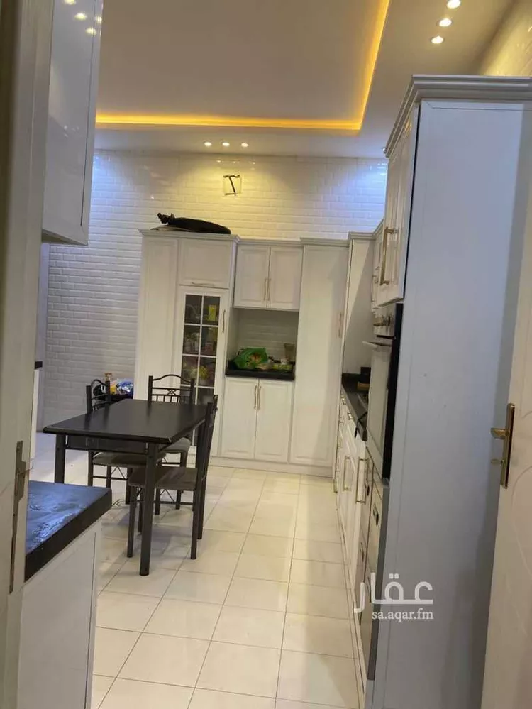 فيلا للبيع في شارع ابن الحكيم, حي العريجاء الغربي, مدينة الرياض, منطقة الرياض صورة 5