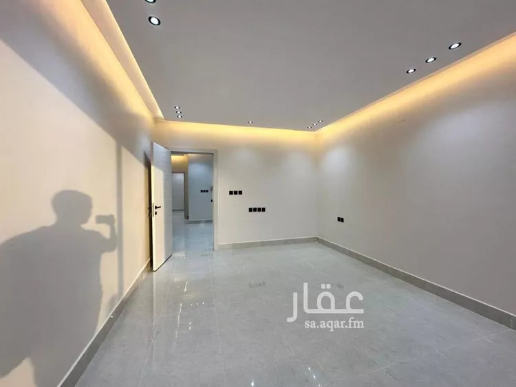 فيلا للبيع في شارع خديجة بنت خويلد, حي طويق, مدينة الرياض, منطقة الرياض صورة 4