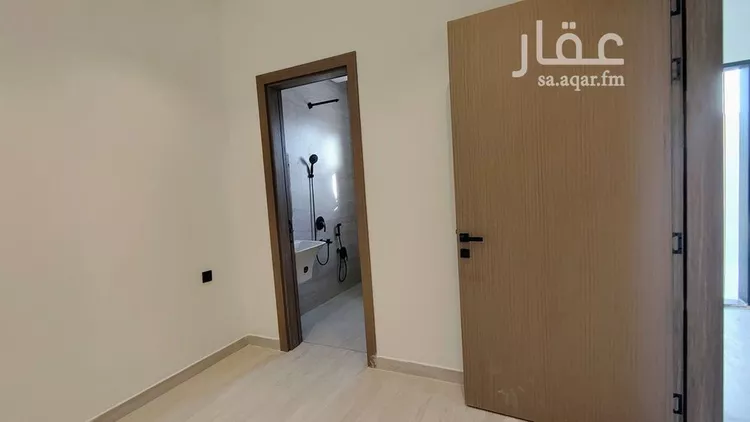 دور للبيع في شارع نور الدين بن النفيس, حي الزهرة, مدينة الرياض, منطقة الرياض 8