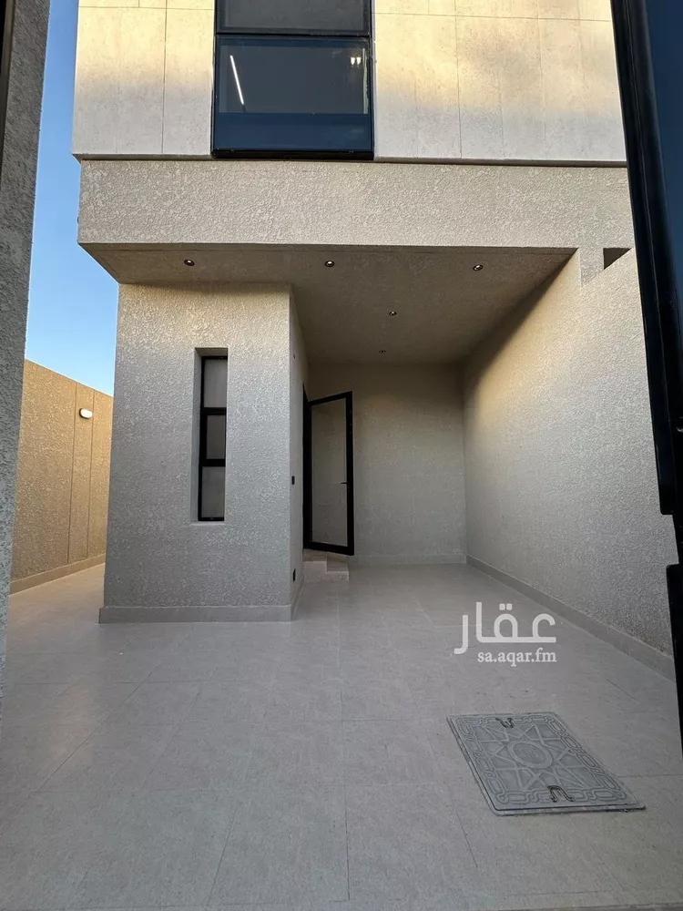 فيلا للبيع في شارع عمرو بن شيبان, حي شبرا, مدينة الرياض, منطقة الرياض 12
