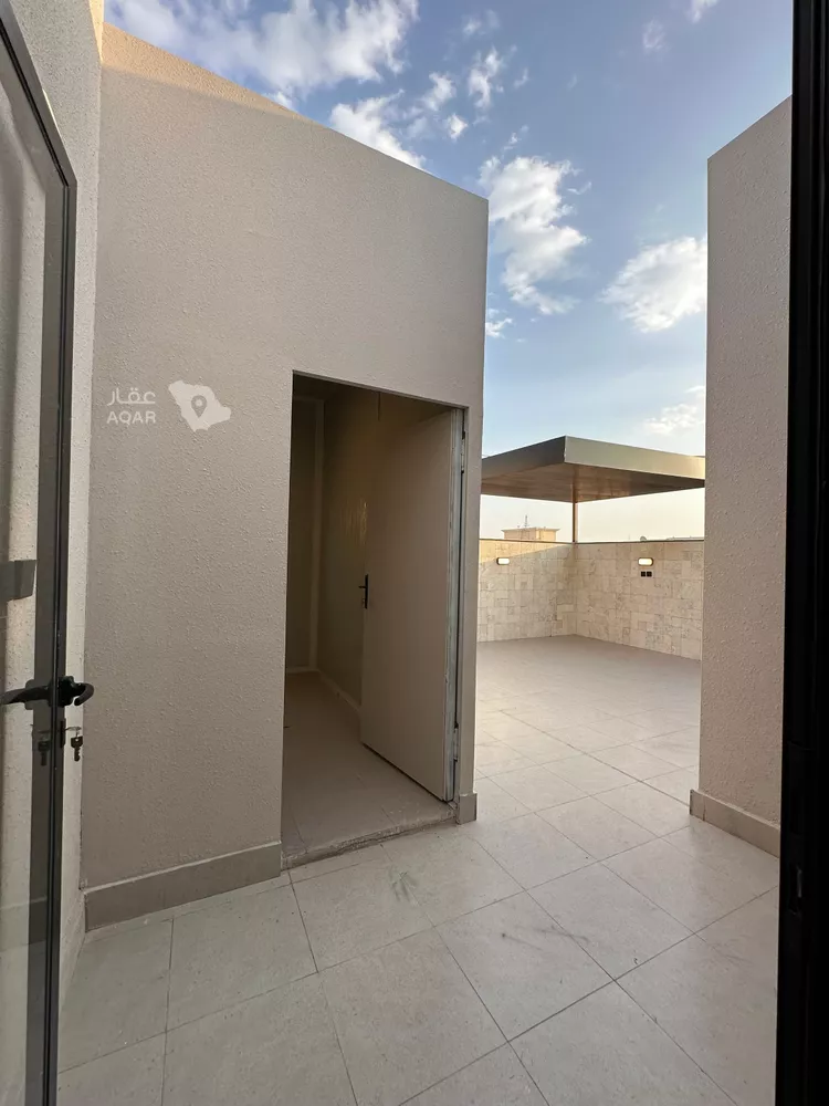 Villa for Sale in Riyadh Shubra 10