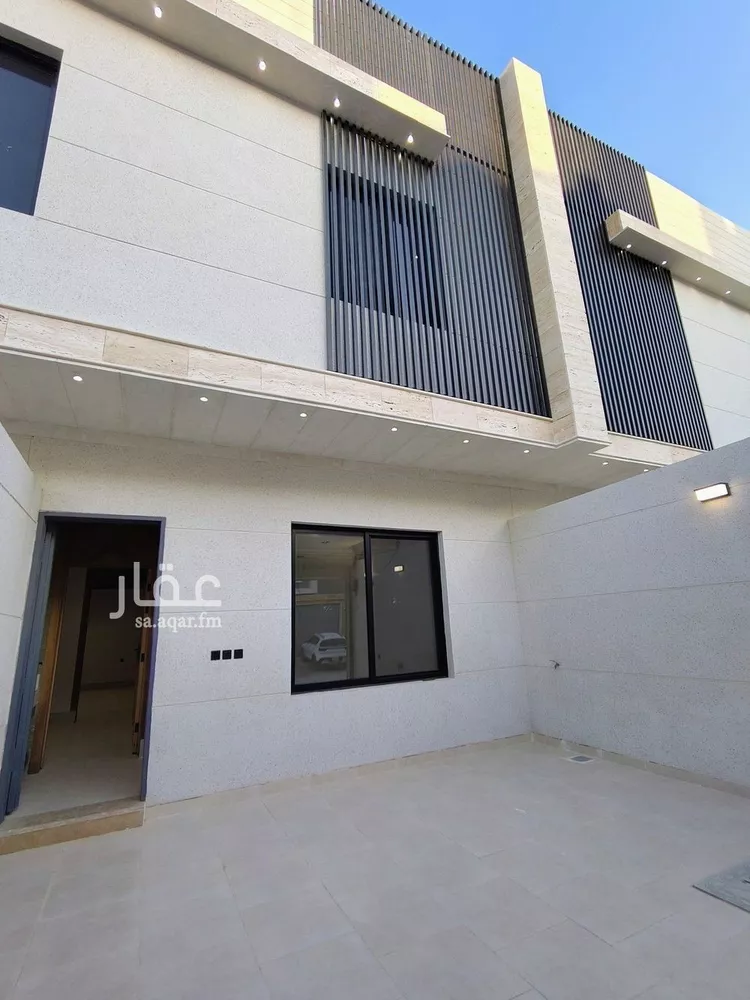 فيلا للبيع في شارع سراج الدين العسقلاني, حي عكاظ, مدينة الرياض, منطقة الرياض صورة 2