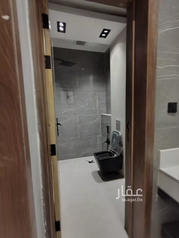 فيلا للبيع في شارع حامد عبدالحفيظ, حي عكاظ, مدينة الرياض, منطقة الرياض 14