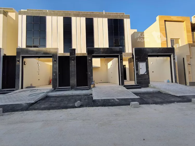 Floor for Sale in Riyadh Dhahrat Namar