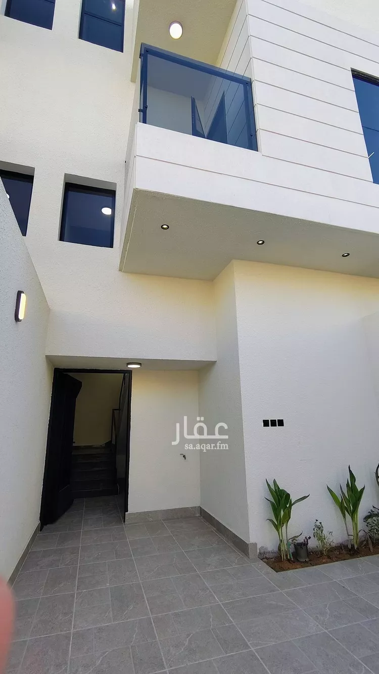 فيلا للبيع في شارع العباس بن غالب, حي الدريهمية, مدينة الرياض, منطقة الرياض صورة 3