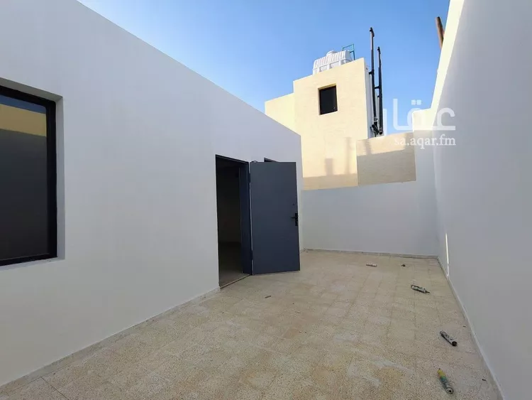 فيلا للبيع في شارع حامد عبدالحفيظ, حي عكاظ, مدينة الرياض, منطقة الرياض 12