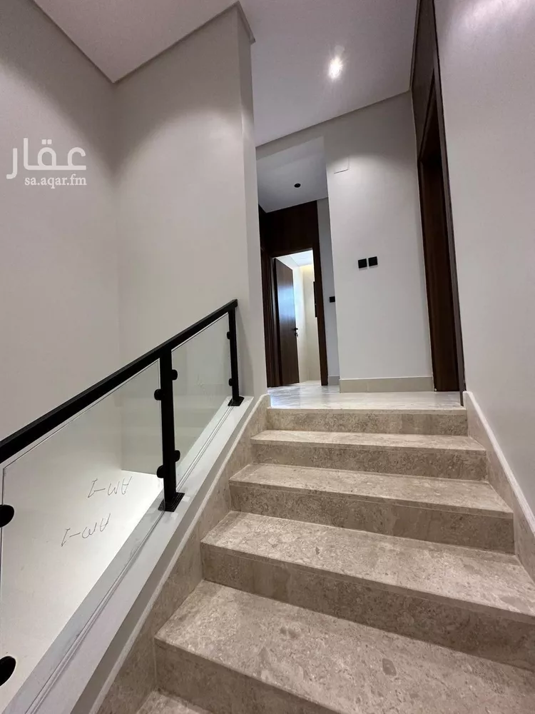 فيلا للبيع في شارع عمرو بن شيبان, حي شبرا, مدينة الرياض, منطقة الرياض 11
