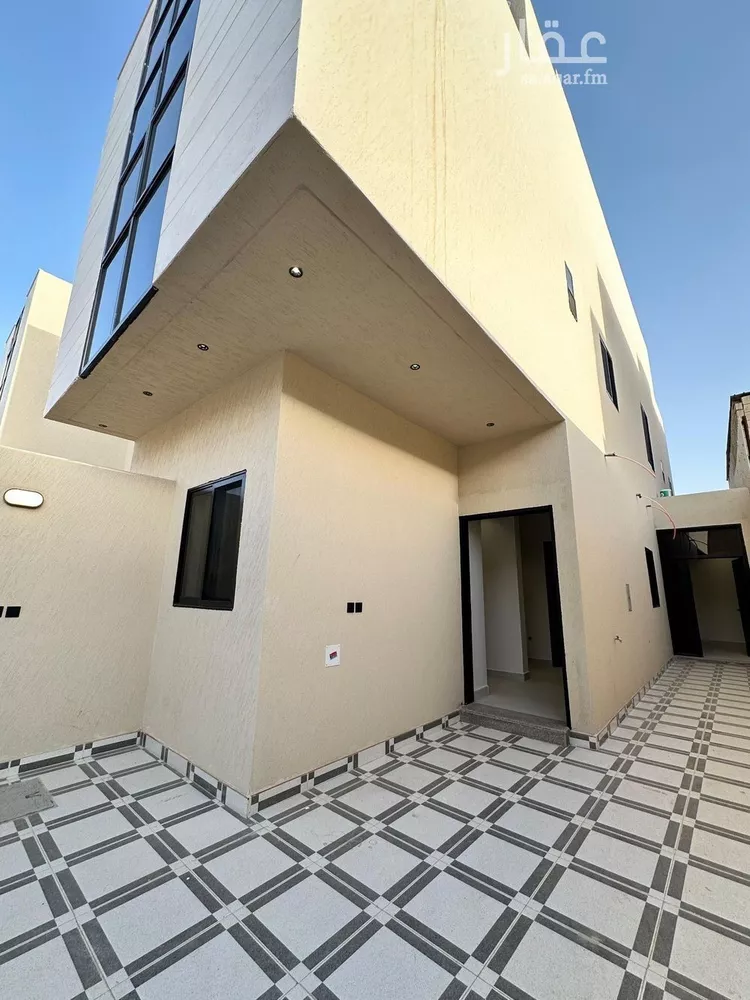 دور للبيع في شارع الحجرية, حي السويدي, مدينة الرياض, منطقة الرياض صورة 3