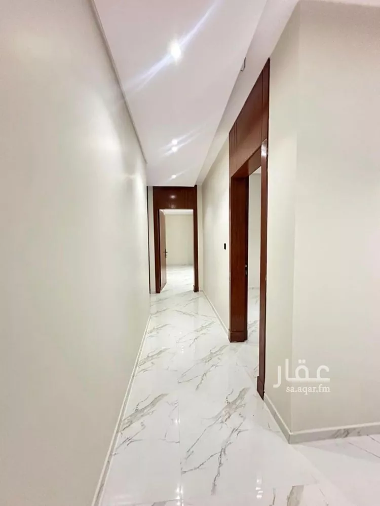 دور للبيع في شارع المدانة, حي الحزم, مدينة الرياض, منطقة الرياض صورة 5