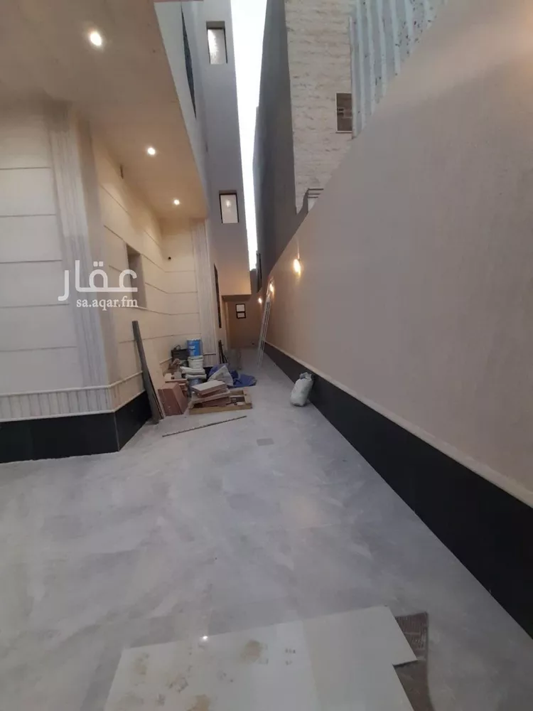 فيلا للبيع في شارع صالح السلطان, حي العريجاء الغربي, مدينة الرياض, منطقة الرياض صورة 5