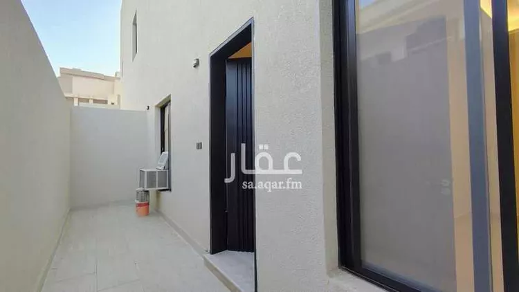 دور للبيع في شارع عبدالكريم السلمي, حي ظهرة البديعة, مدينة الرياض, منطقة الرياض 8