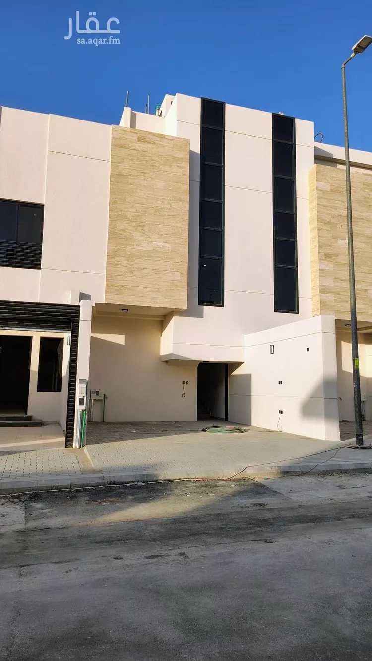 دور للبيع في شارع ابن هميم, حي السويدي, مدينة الرياض, منطقة الرياض صورة 2