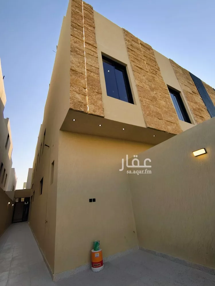 فيلا للبيع في شارع الزمخشري, حي عكاظ, مدينة الرياض, منطقة الرياض صورة 4