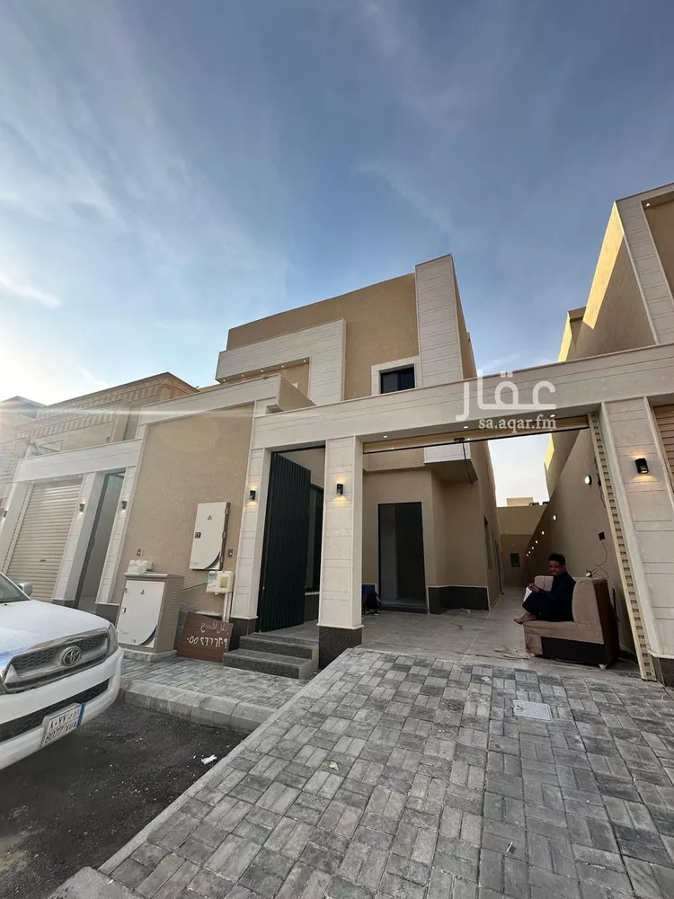 دور للبيع في شارع المدار, حي الحزم, مدينة الرياض, منطقة الرياض صورة 2