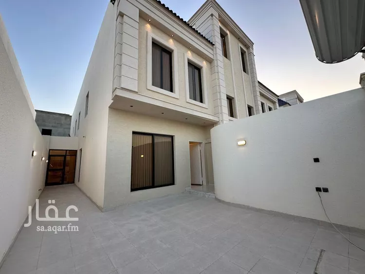 دور للبيع في شارع أبي عبدالله الصقلي, حي عكاظ, مدينة الرياض, منطقة الرياض صورة 4