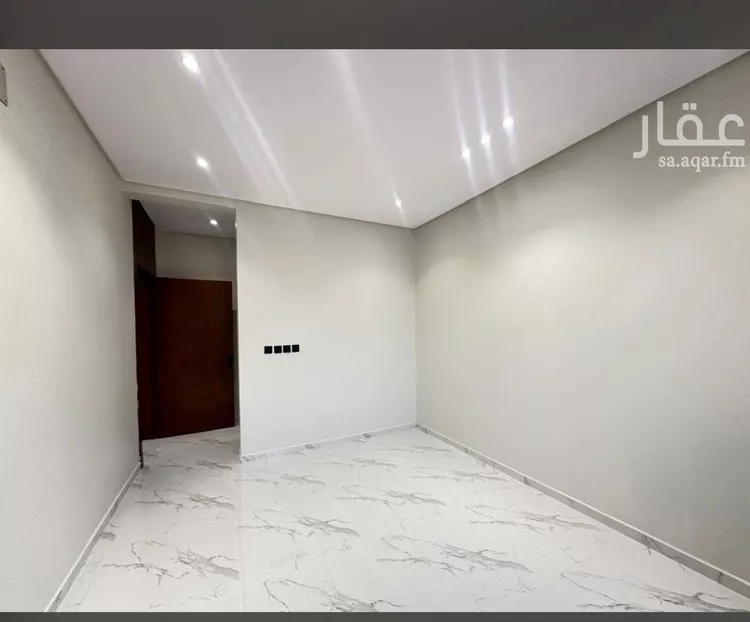 دور للبيع في شارع المدانة, حي الحزم, مدينة الرياض, منطقة الرياض صورة 4