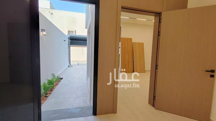 دور للبيع في شارع نور الدين بن النفيس, حي الزهرة, مدينة الرياض, منطقة الرياض 7