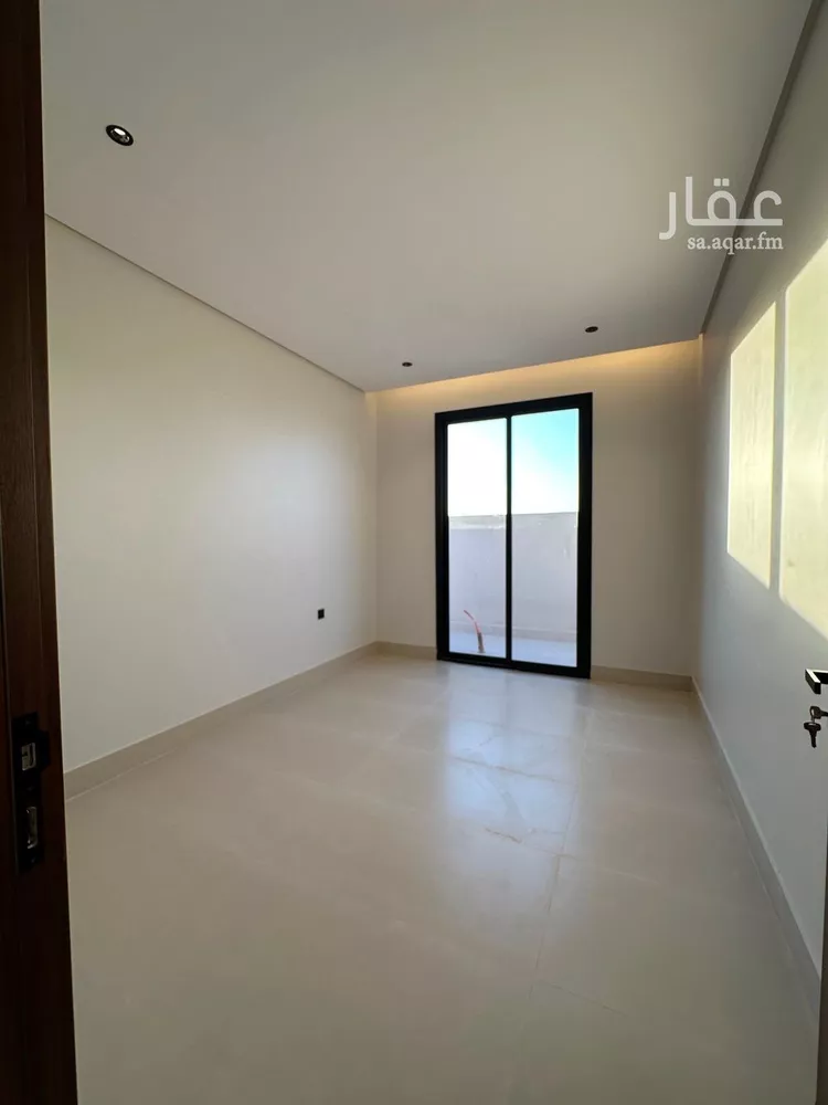 فيلا للبيع في شارع عمرو بن شيبان, حي شبرا, مدينة الرياض, منطقة الرياض 13