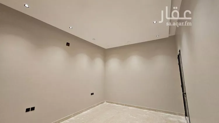 دور للبيع في شارع عبدالعزيز آل معمر, حي الملك فيصل, مدينة الرياض, منطقة الرياض صورة 3