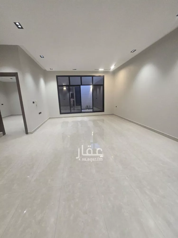 فيلا للبيع في شارع نويعمه, حي اليرموك, مدينة الرياض, منطقة الرياض صورة 4