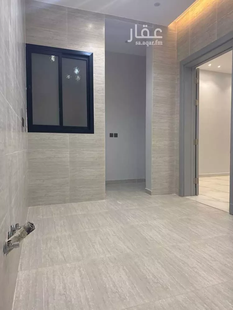 دور للبيع في شارع شاهين, حي العزيزية, مدينة الرياض, منطقة الرياض 7