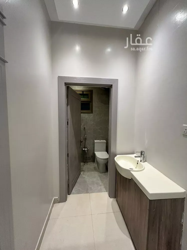 دور للإيجار في شارع رقم 422, حي الملقا, مدينة الرياض, منطقة الرياض 9