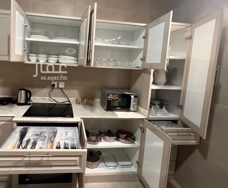 Apartment for Rent in Riyadh Al Malqa 9