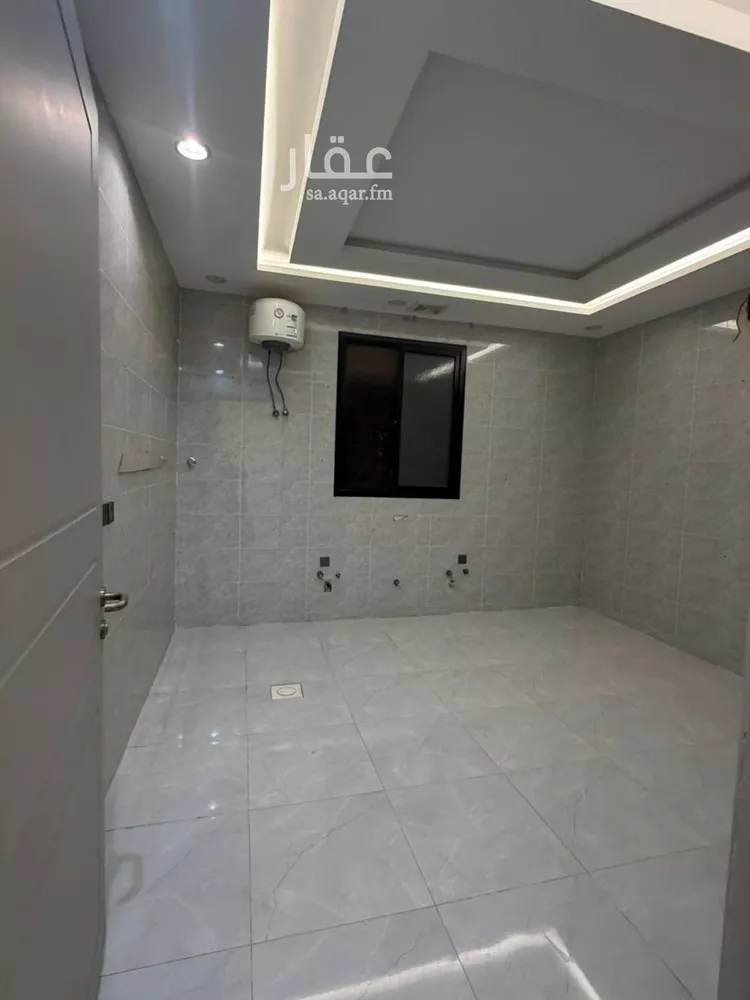 Floor for Rent in Riyadh Al Janadriyah صورة 2