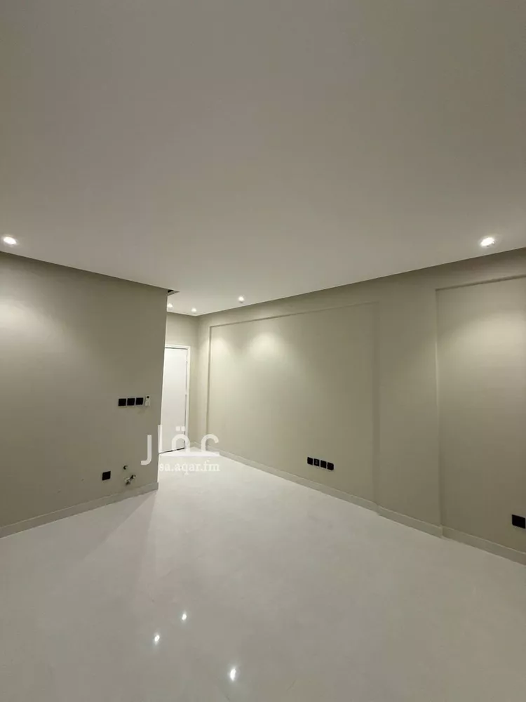 عمارة للإيجار في شارع طريق المدينة المنورة, حي العوالي, مدينة الرياض, منطقة الرياض صورة 5