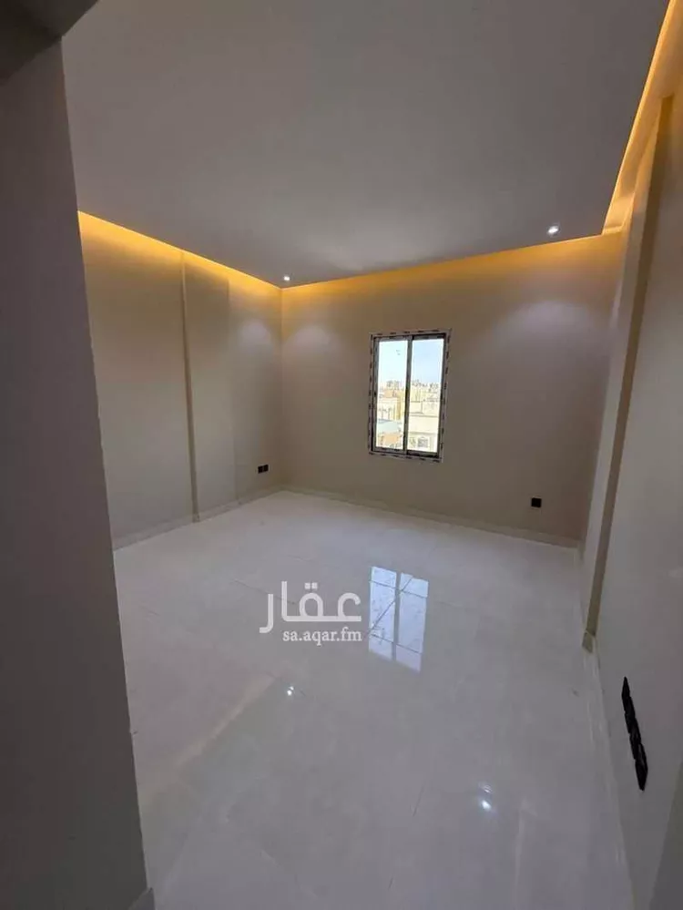 عمارة للإيجار في شارع طريق المدينة المنورة, حي العوالي, مدينة الرياض, منطقة الرياض صورة 2