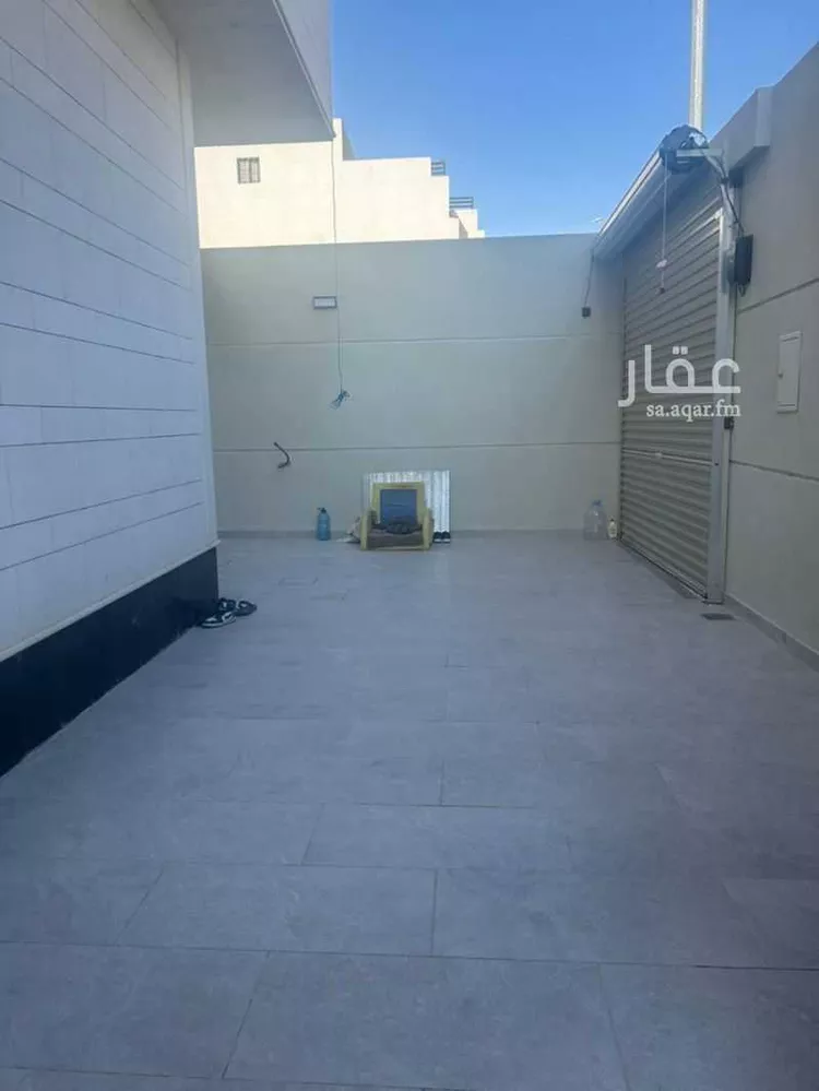 فيلا للبيع في شارع إبراهيم بن إدريس المالكي, حي الرمال, مدينة الرياض, منطقة الرياض