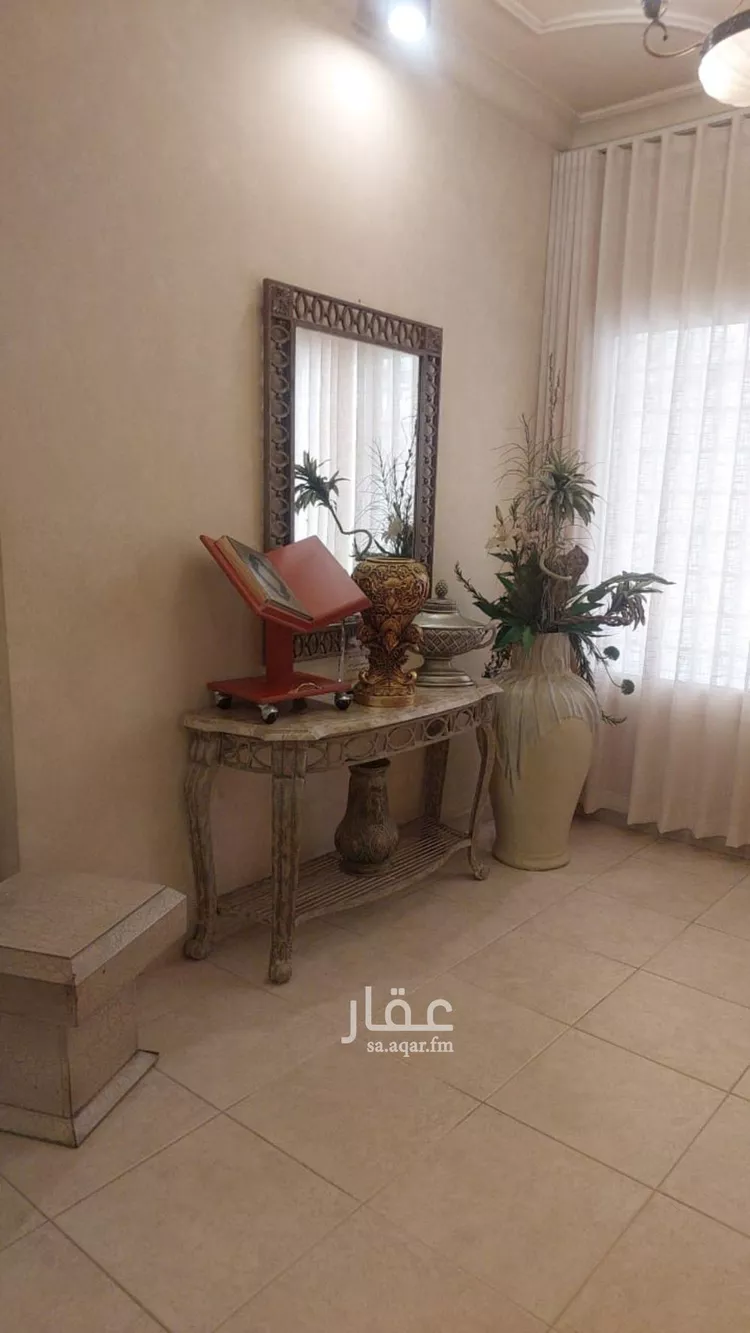 فيلا للبيع في شارع أسعد داغر, حي المروج, مدينة الرياض, منطقة الرياض صورة 2