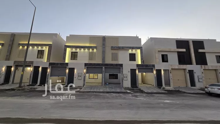 فيلا للبيع في شارع يعقوب بن أبي الفضل, حي عكاظ, مدينة الرياض, منطقة الرياض صورة 2