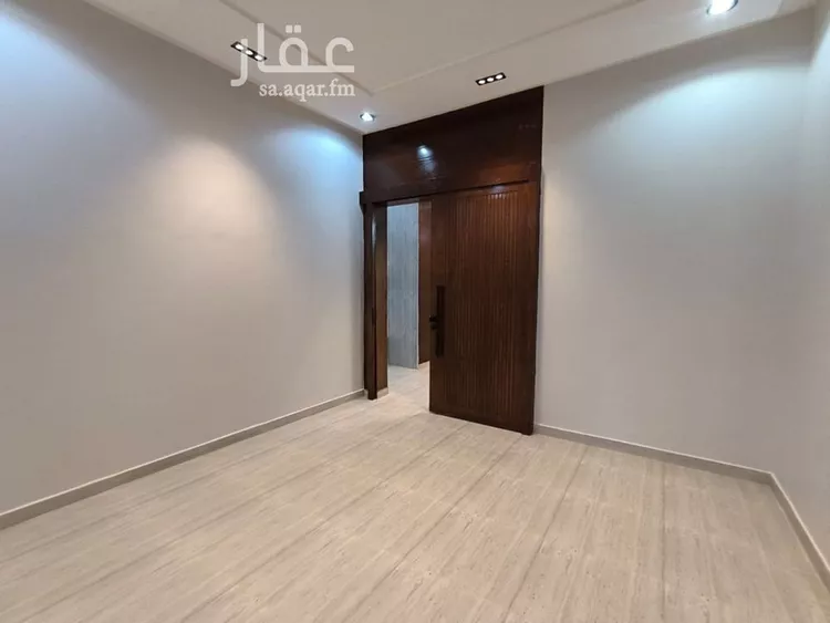 دور للبيع في شارع الأمير سعود بن محمد بن مقرن, حي طويق, مدينة الرياض, منطقة الرياض صورة 4