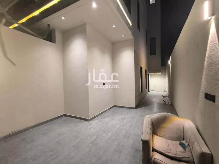 Floor for Sale in Riyadh Tuwaiq صورة 3