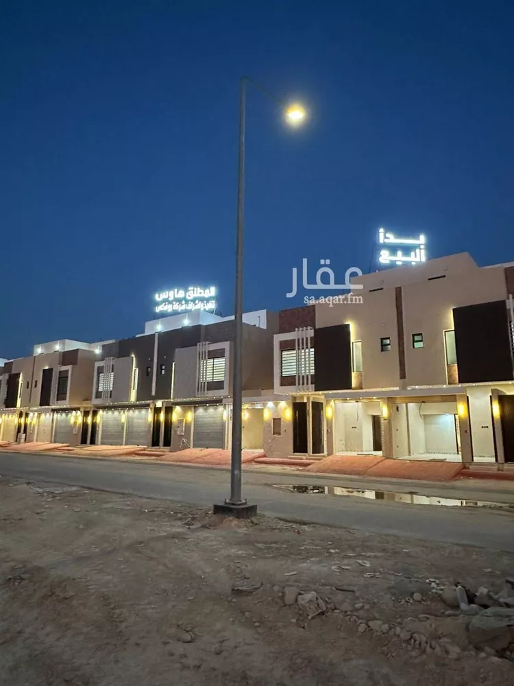 دور للبيع في شارع ابن نعيم, حي طيبة, مدينة الرياض, منطقة الرياض