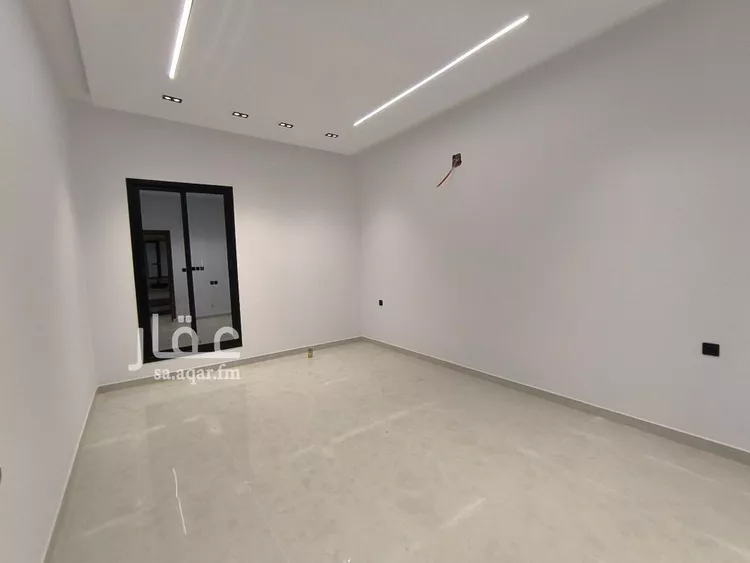 فيلا للبيع في شارع عبدالحميد بن جبير, حي طويق, مدينة الرياض, منطقة الرياض 7