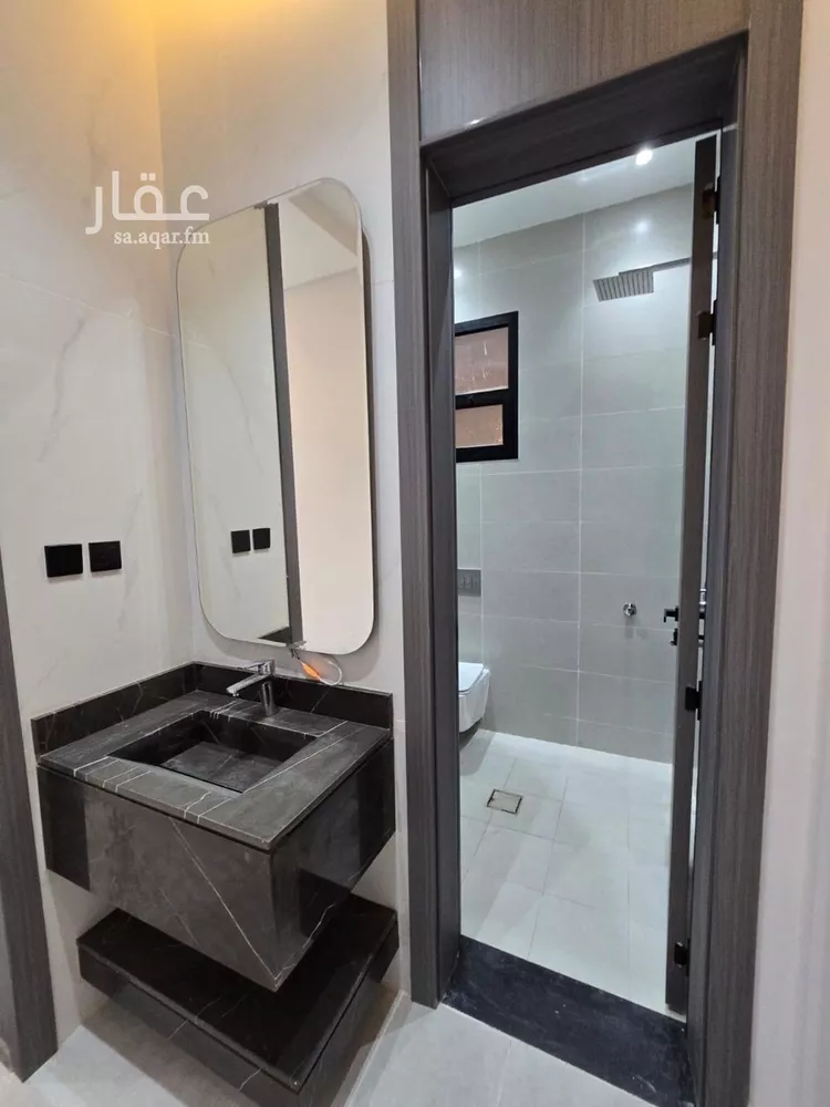 Floor for Sale in Riyadh Tuwaiq 10