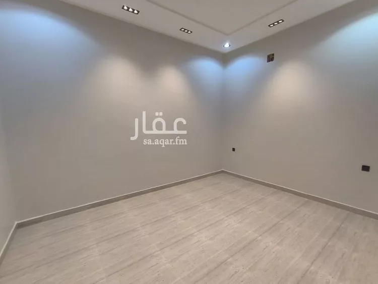 دور للبيع في شارع الأمير سعود بن محمد بن مقرن, حي طويق, مدينة الرياض, منطقة الرياض صورة 3